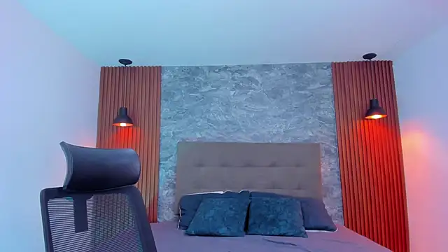 Cherrydollxx online show from October 3, 2025, 12:13 pm