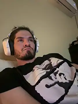 Snapshot of StirringFraction chatting on September 30, 2025, 3:33 am StirringFraction online show from September 30, 2025, 3:33 am