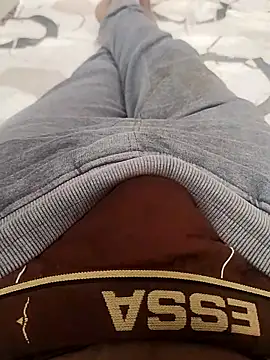 slim-uncut online show from October 25, 2025, 1:46 am