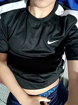 novinho safado   online show from September 19, 2025, 3:19 am