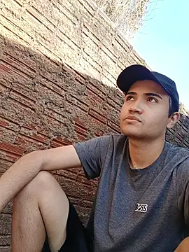 novinho safado   online show from June 15, 2026, 5:37 pm