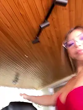 Snapshot of Maddy_Piink chatting on February 20, 2026, 6:19 pm Maddy Piink online show from February 20, 2026, 6:19 pm