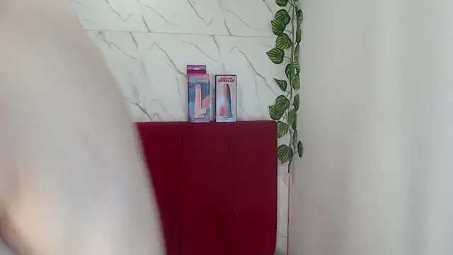 anishasanchezcm101 online show from September 18, 2025, 3:08 am