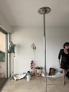 Chris06d22xh online show from February 8, 2026, 3:37 pm