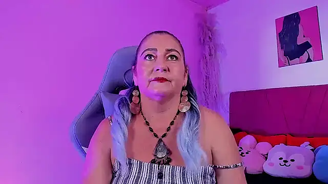 PalomaLombardi online show from February 7, 2026, 8:12 pm