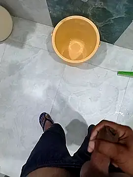 Snapshot of Desiandaj chatting on October 20, 2025, 2:01 am Desiandaj online show from October 20, 2025, 2:01 am