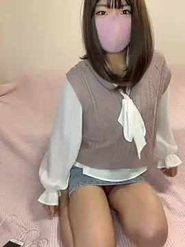 reina 00121 online show from November 6, 2025, 12:22 am