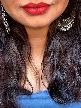 Bhabi Ki Antarvasna online show from October 17, 2025, 7:55 am