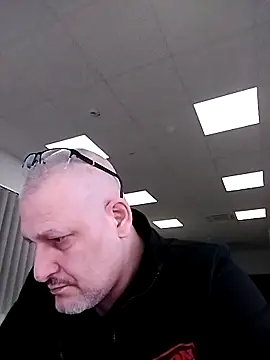 Snapshot of Hisnimin chatting on March 19, 2026, 11:42 pm Hisnimin online show from March 19, 2026, 11:42 pm