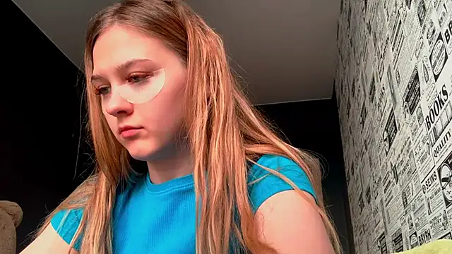 Smoke mama online show from October 4, 2025, 4:43 am