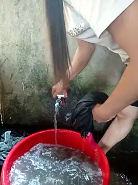 Ruaiuoi online show from April 7, 2026, 6:25 am