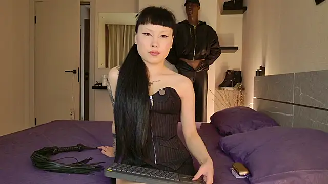 Snapshot of PurpleD1va chatting on September 29, 2025, 2:44 pm PurpleD1va online show from September 29, 2025, 2:44 pm