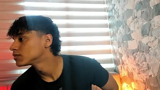 ZYZZ1312 online show from March 4, 2026, 6:58 pm