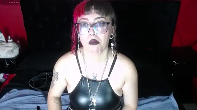 Emily Amatista online show from September 10, 2025, 2:17 pm