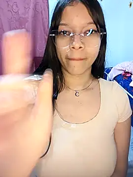 Iwarii online show from February 3, 2026, 6:40 am