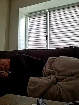 Snapshot of svenni2525 chatting on October 16, 2025, 10:49 am svenni2525 online show from October 16, 2025, 10:49 am