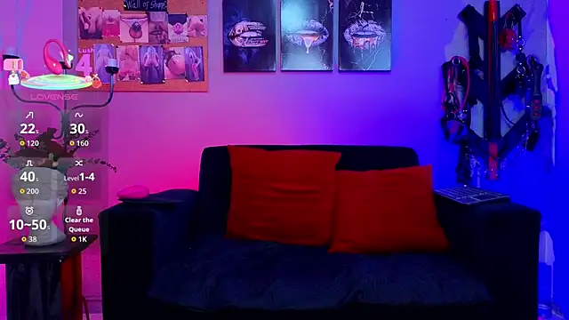 JulietthNoir online show from October 5, 2025, 1:26 am