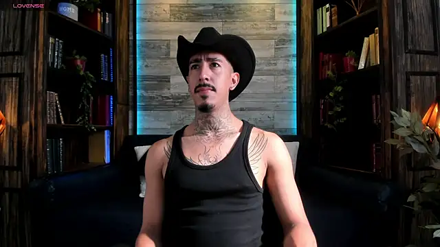 Snapshot of Donovan_Desmond chatting on May 15, 2026, 8:38 pm Donovan Desmond online show from May 15, 2026, 8:38 pm