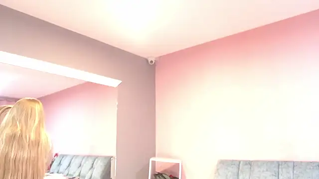 Snapshot of Camila_Russoo chatting on January 15, 2026, 7:39 pm Camila Russoo online show from January 15, 2026, 7:39 pm