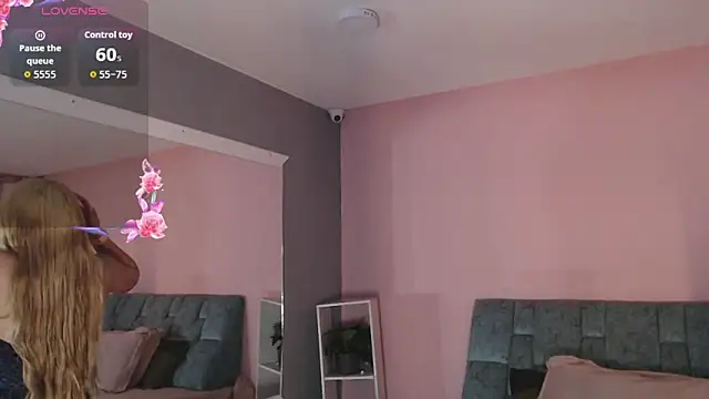 Snapshot of Camila_Russoo chatting on February 10, 2026, 8:24 pm Camila Russoo online show from February 10, 2026, 8:24 pm