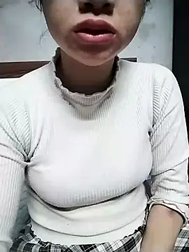 Mie rose online show from February 19, 2026, 1:40 pm