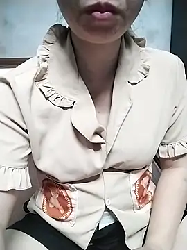 Mie rose online show from March 29, 2026, 2:50 pm