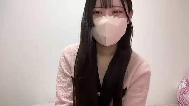 noa uxu online show from November 18, 2025, 4:06 am