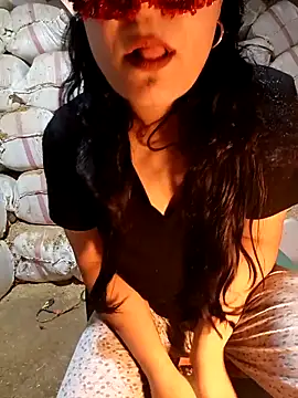 ezgi2545 online show from March 28, 2026, 10:26 am