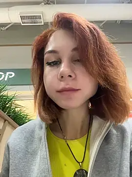 Snapshot of RosieSecret chatting on October 10, 2025, 8:02 am RosieSecret online show from October 10, 2025, 8:02 am