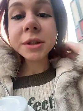 Snapshot of RosieSecret chatting on December 4, 2025, 8:12 am RosieSecret online show from December 4, 2025, 8:12 am