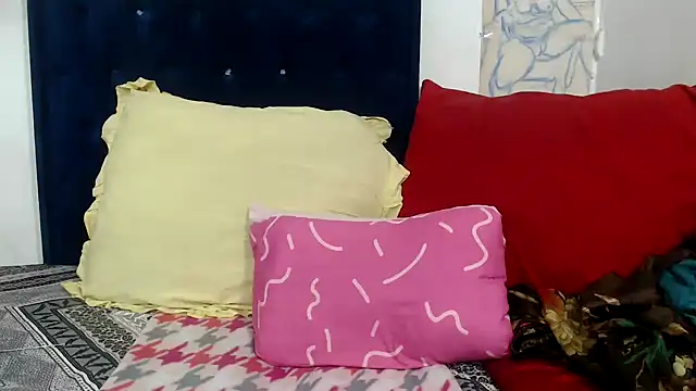 Snapshot of BUNNYCHOWX28 chatting on April 4, 2026, 1:48 am BUNNYCHOWX28 online show from April 4, 2026, 1:48 am