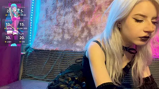 Snapshot of snowy_lisa chatting on May 6, 2026, 5:07 pm snowy lisa online show from May 6, 2026, 5:07 pm