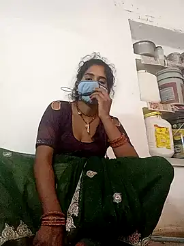 Snapshot of Kiran12xxx chatting on October 20, 2025, 4:35 am Kiran12xxx online show from October 20, 2025, 4:35 am