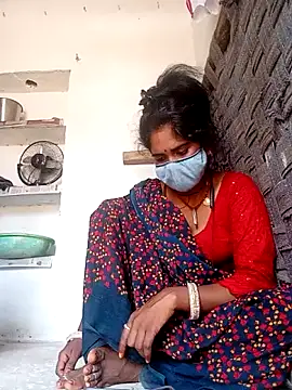 Snapshot of Kiran12xxx chatting on October 22, 2025, 5:41 am Kiran12xxx online show from October 22, 2025, 5:41 am