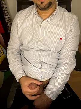 Snapshot of BimannSuedlaender chatting on November 4, 2025, 11:09 am BimannSuedlaender online show from November 4, 2025, 11:09 am