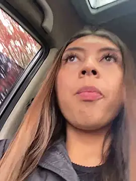 Snapshot of Sara-cooper2 chatting on October 27, 2025, 4:00 pm Sara-cooper2 online show from October 27, 2025, 4:00 pm