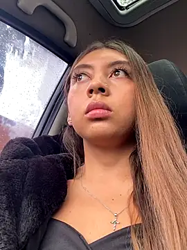 Snapshot of Sara-cooper2 chatting on November 6, 2025, 2:07 pm Sara-cooper2 online show from November 6, 2025, 2:07 pm