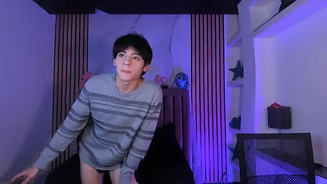 MathiasGreen  online show from January 14, 2026, 3:01 am