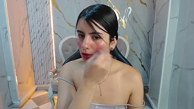 Eilyn love b online show from September 20, 2025, 12:50 pm