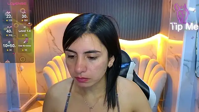 Eilyn love b online show from October 24, 2025, 1:07 pm