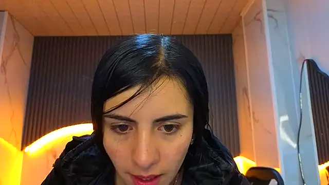 Eilyn love b online show from October 29, 2025, 12:40 pm