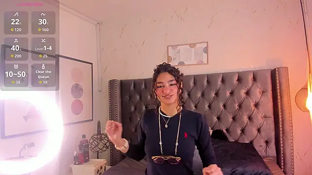 Puffy Hearts online show from October 16, 2025, 4:08 pm