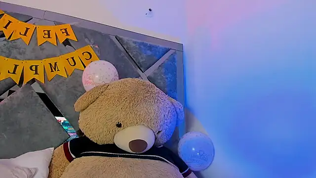 Sweet Salome1 online show from November 15, 2025, 12:56 pm