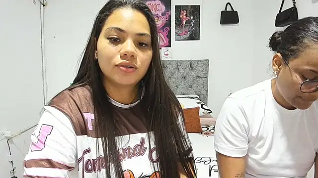 Snapshot of nay_and_aleja1 chatting on June 25, 2026, 7:07 pm nay and aleja1 online show from June 25, 2026, 7:07 pm