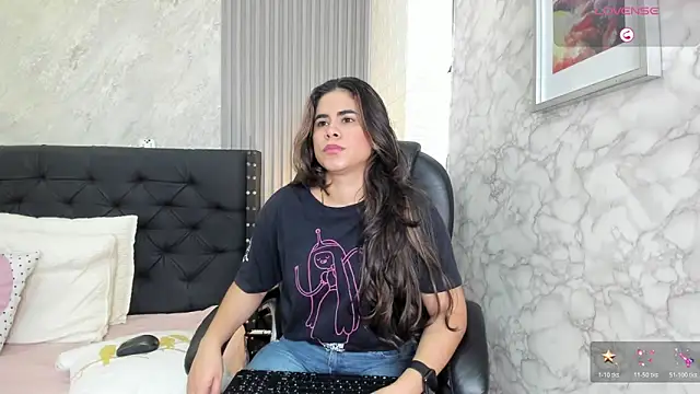 Snapshot of alicy__torres chatting on April 7, 2026, 12:16 pm alicy torres online show from April 7, 2026, 12:16 pm