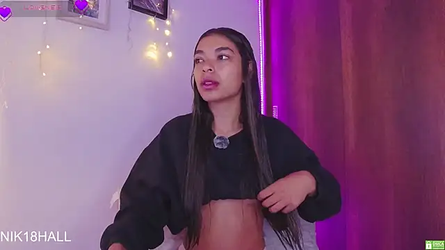 Nicolle swt online show from March 4, 2026, 10:21 am