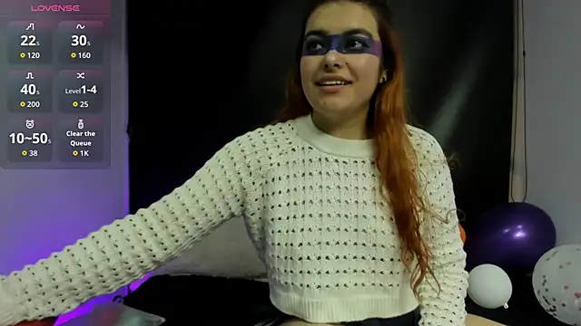 Lila Cox online show from October 6, 2025, 11:51 am