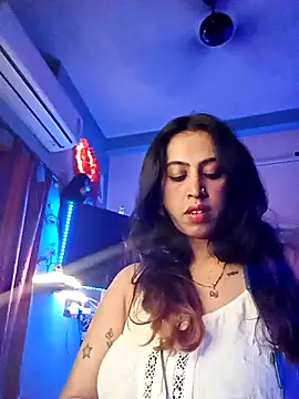 Love Beauty01 online show from March 2, 2026, 6:59 pm