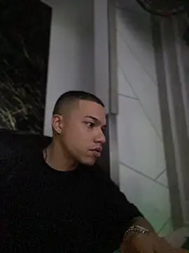 AlphaMasterXxx online show from October 16, 2025, 3:07 am