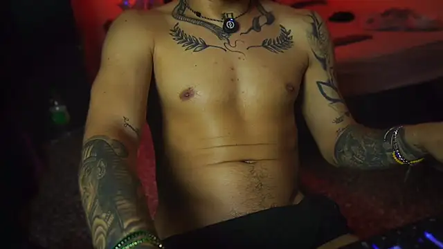 AlphaMasterXxx online show from February 13, 2026, 5:47 am